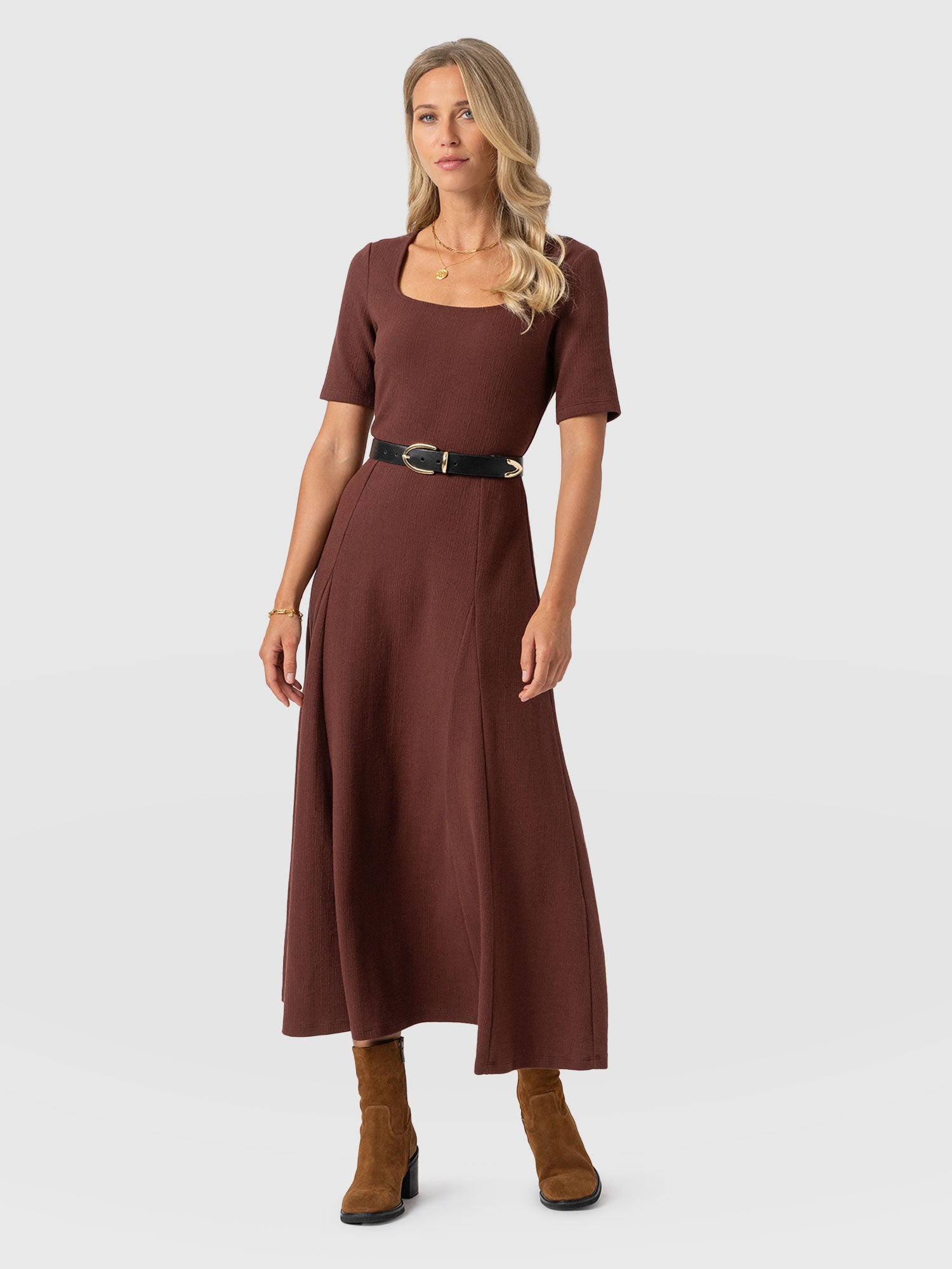 Akia Short Sleeve Dress - Maroon Textured - Women's Dresses | Saint + Sofia® USA
